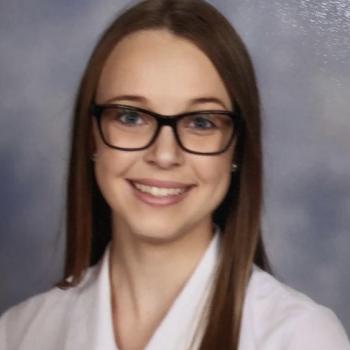 Babysitter Canberra: Eva