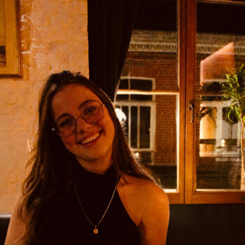 Babysitter in Izegem: Eliza
