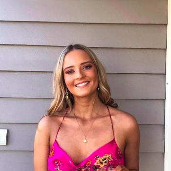 Babysitter Newcastle: Lili