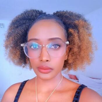 Babysitter Cape Town: Lindiwe