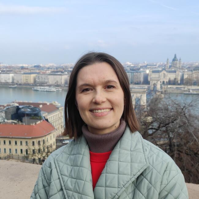 Job de babysitting în București: Nadya