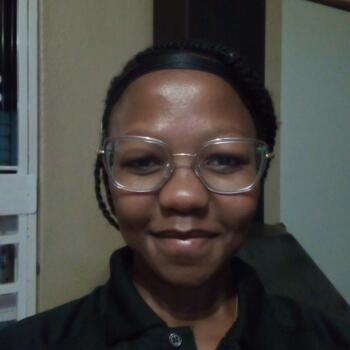 Babysitter in Randburg: Awonke