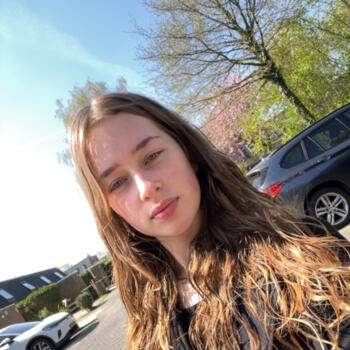 Oppas in Huizen: Emmeline