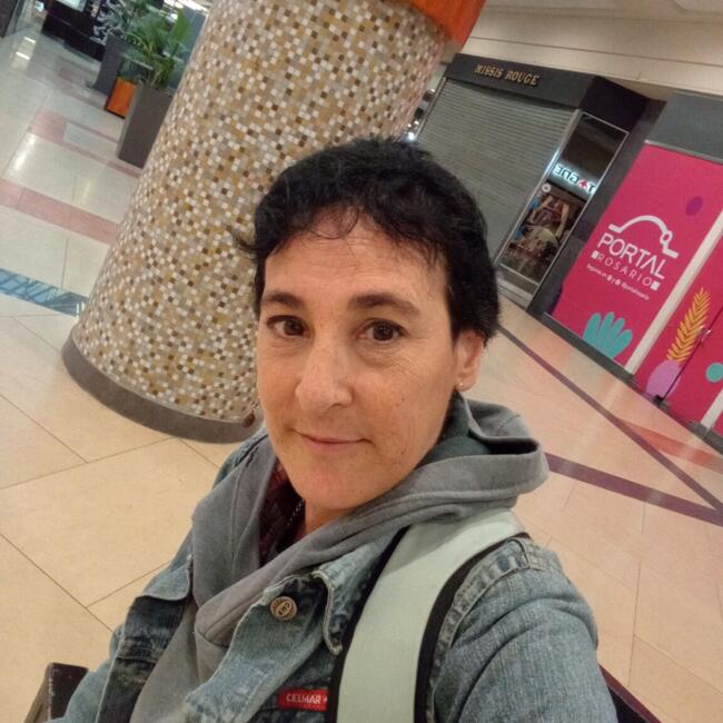 Babysitter in Rosario: Angeles