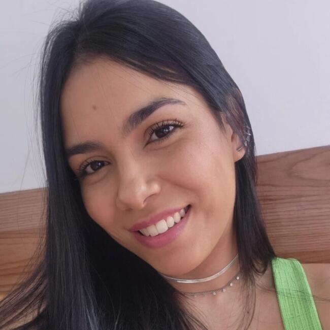 Babysitter in São Paulo (São Paulo): Vanessa
