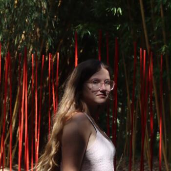 Baby-sitter Saint-Méloir-des-Ondes: Manon