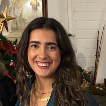 Babysitter in Sint-Pieters-Leeuw: Ines