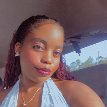 Babysitter Nairobi: Gimel