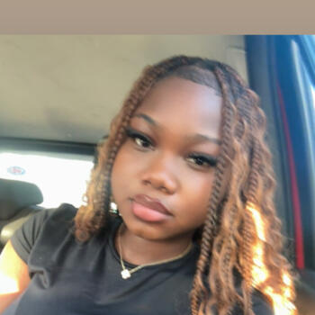 Babysitter Vieux-Saint-Laurent: Hadja Fanta