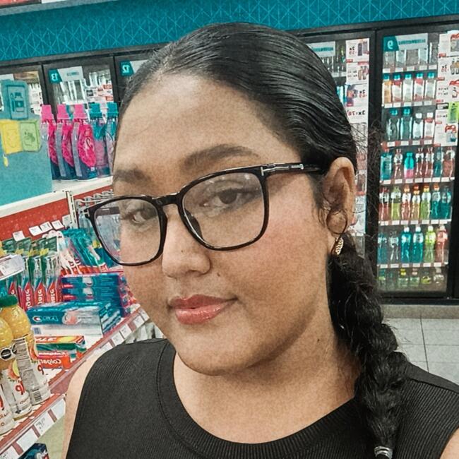 Babysitter in Colima: Nora