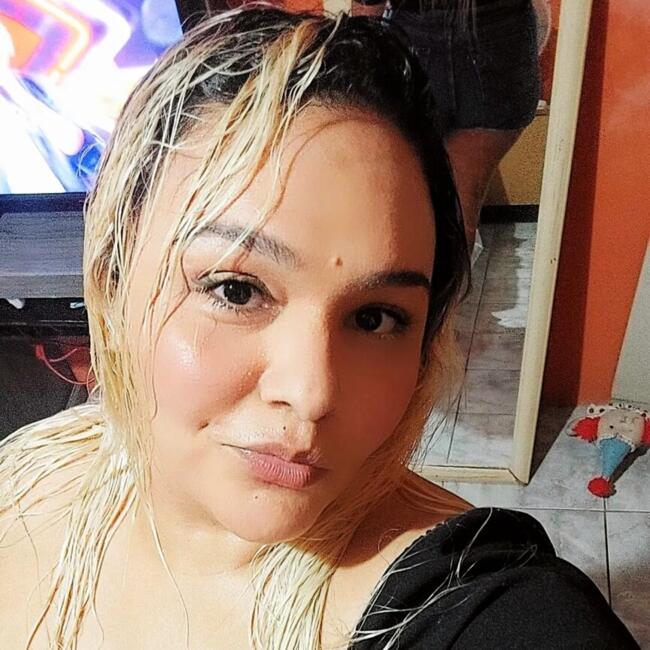 Babysitter in Fortaleza: Aline