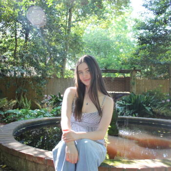 Babysitter in Charlotte: Avery