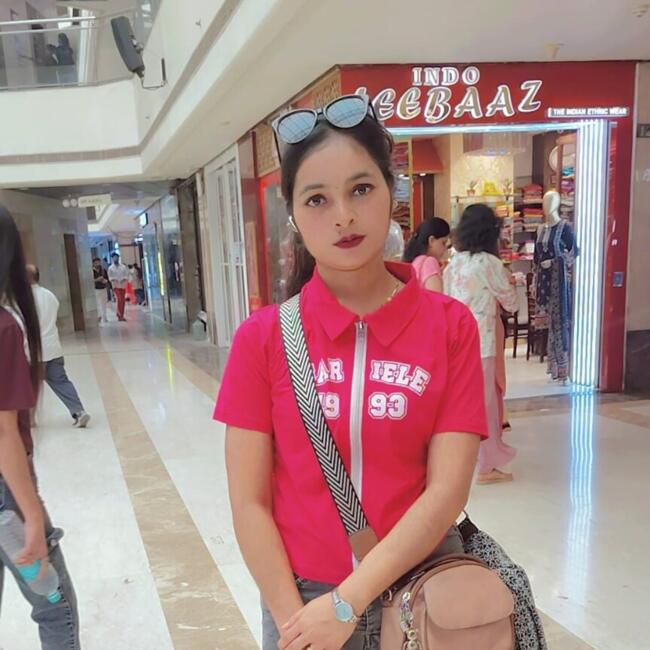 Babysitting job in Delhi: Fiza