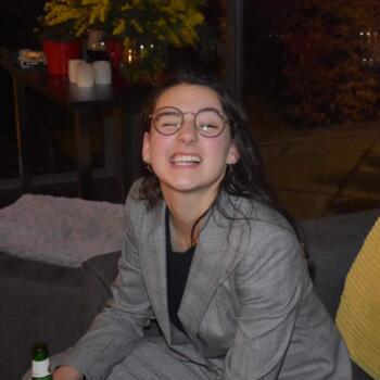 Babysitter in Denderhoutem: Gaëlle