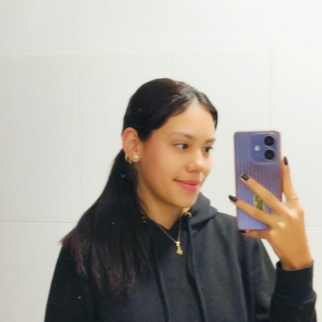 Niñera en Encarnación: Hellen