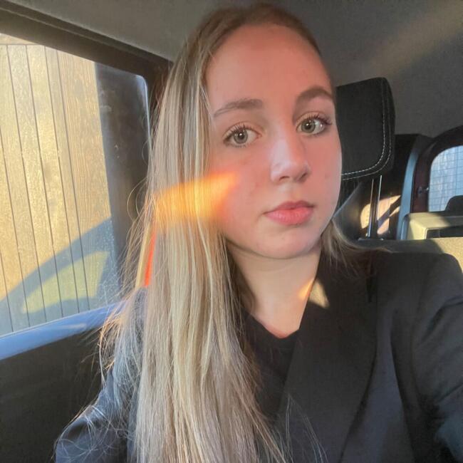 Babysitter in The Hague: Rosalie