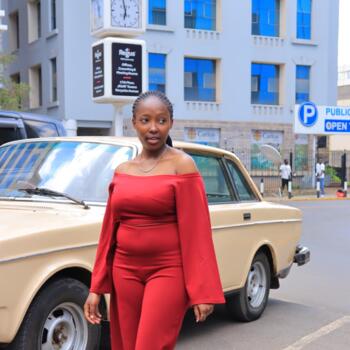 Babysitter Nairobi: Acrif