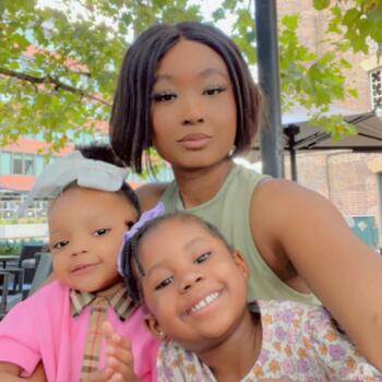 Babysitting job in London: babysitting job Nadia