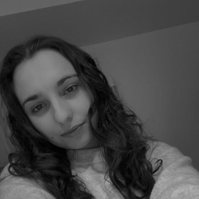 Babysitter in Pechbonnieu: Mélissa