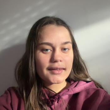 Babysitter in Charolles: Kassandra
