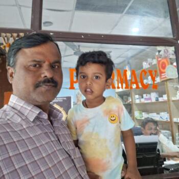 माता-पिता हैदराबाद: Akula