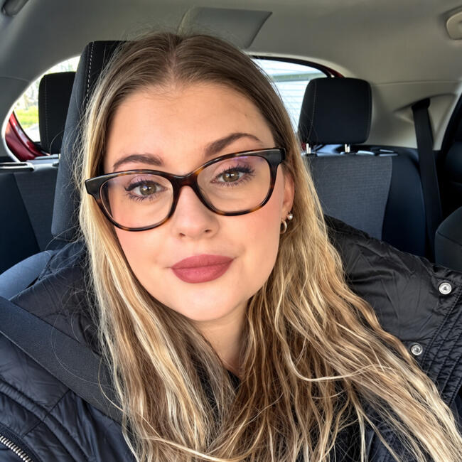 Babysitter in Langnau am Albis: Jasmin