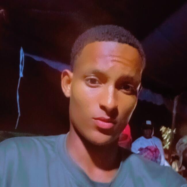 Babysitter in Abidjan: Alex