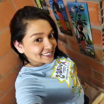 Babysitter in Palmira: Viviana