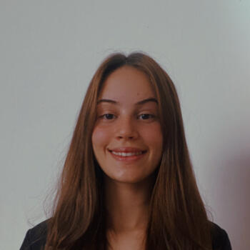 Babysitter in Jandira: Julia