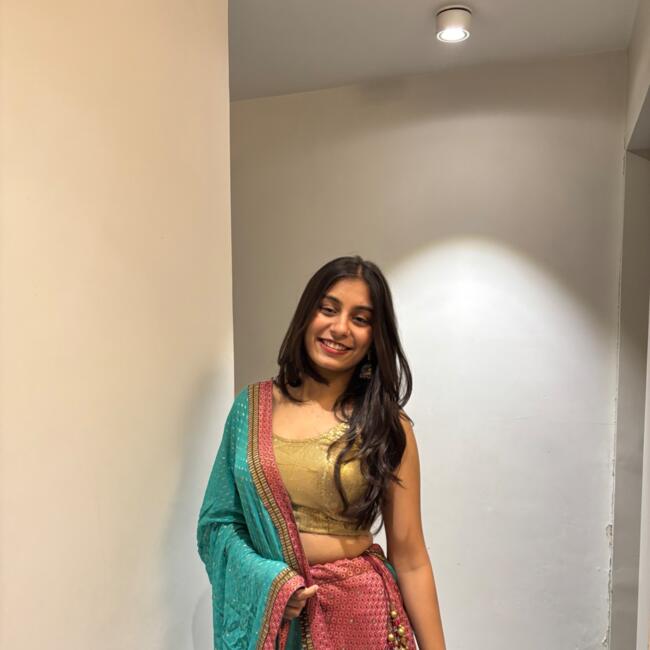 Babysitter in Belmont: Disha