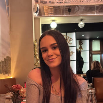 Babysitter in Nantes: Fiona