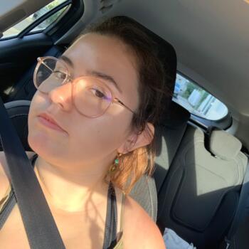 Babysitter in Rouillac: Maeva