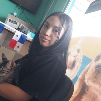 Babysitter Panama City: Verónica Jordán 