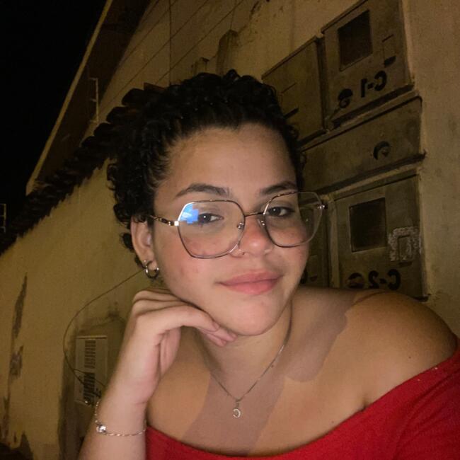 Babysitter in Jatai: Carla