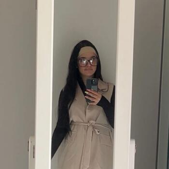 Babysitter Marignane: Jade