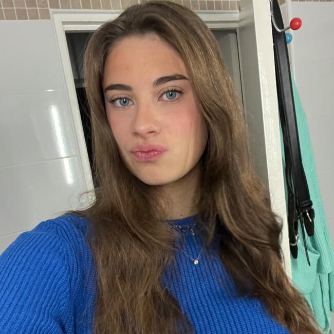 Babysitter in Fresquiennes: Jade