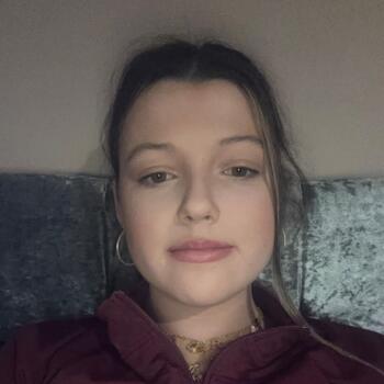 Babysitter in Sunderland: Destiney Leckenby