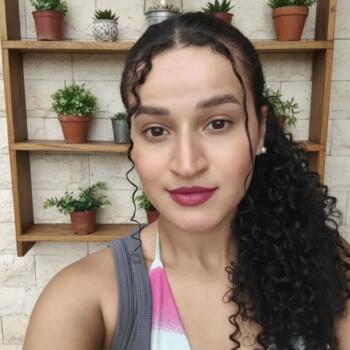 Babysitter Palmas: Suiane