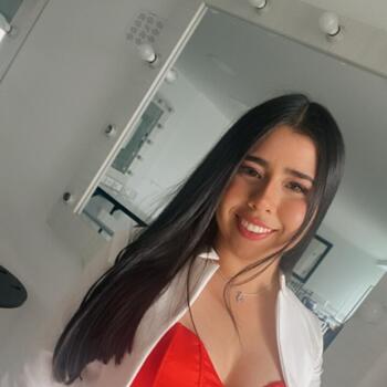 Niñera en Armenia: Sara