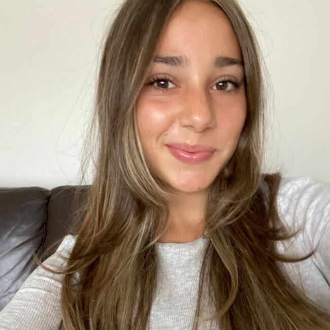 Babysitter in Melbourne: Amelia