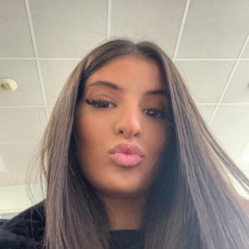 Babysitter in Lyon: Lina