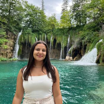 Babysitter in Matosinhos Municipality: Inês