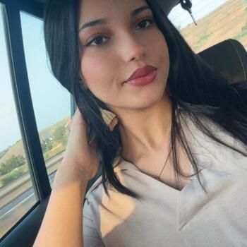 Babysitter Montreal: Lamiaa