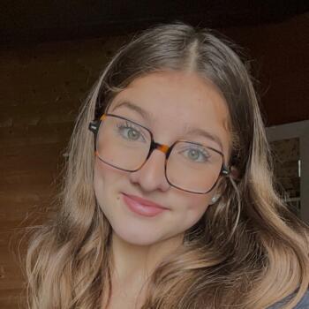 Babysitter in Lavau-sur-Loire: Joanna