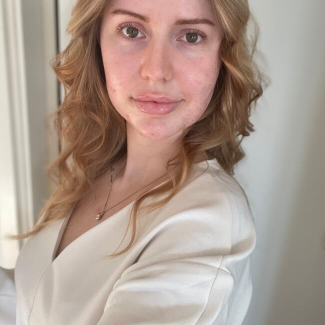 Babysitter in Malmo: Tindra