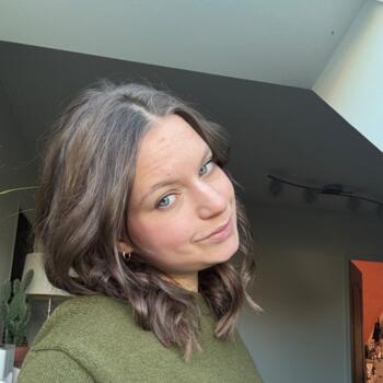 Babysitter in Lantic: Chloe