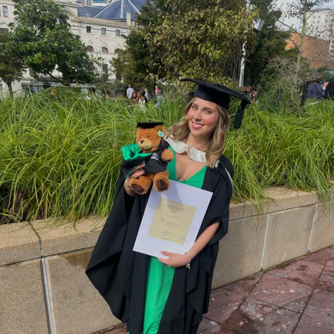 Babysitter in Gold Coast: Jessica