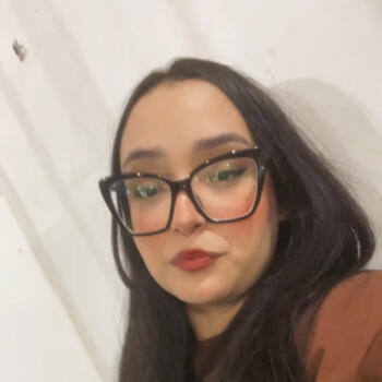 Babá em Salvador: Iris