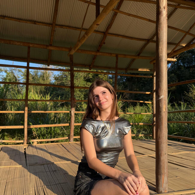 Babysitter in Istres: Maeva