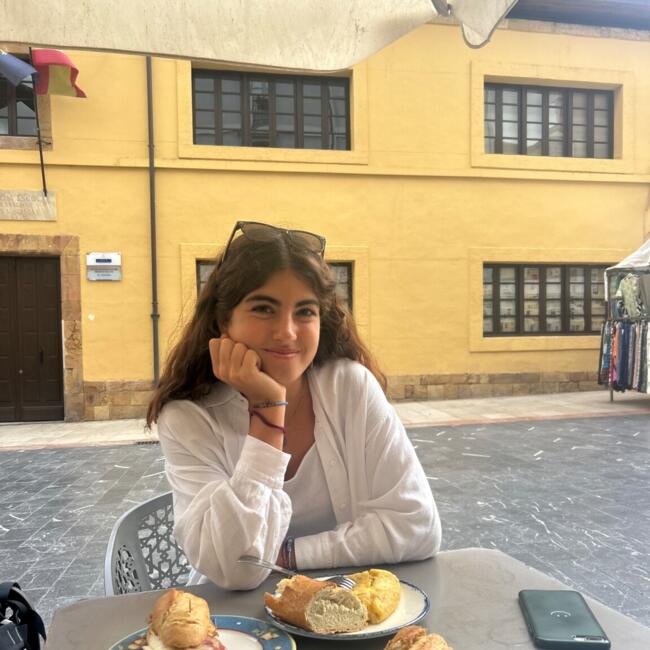 Babysitter in Milan: Cecilia